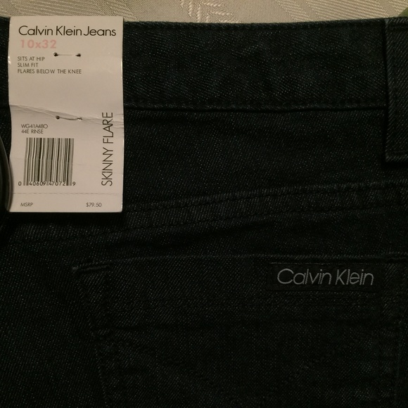 Calvin Klein - Picture 3 of 3